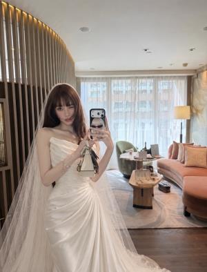 ชุดเจ้าสาวและชุดเจ้าบ่าว ชุดสากล เช่าที่แบมบี้ เวดดิ้ง ห้วยขวาง